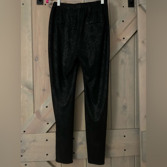 See and Be Seen Snake Embossed Skinny Pant - Picture 7 of 7